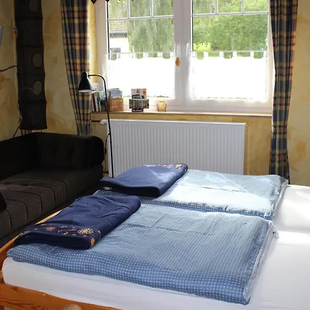 Farm stay Isi-hof Schonfeld (Vulkaneifel)