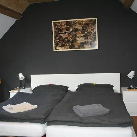 Isi-hof Schonfeld (Vulkaneifel)
